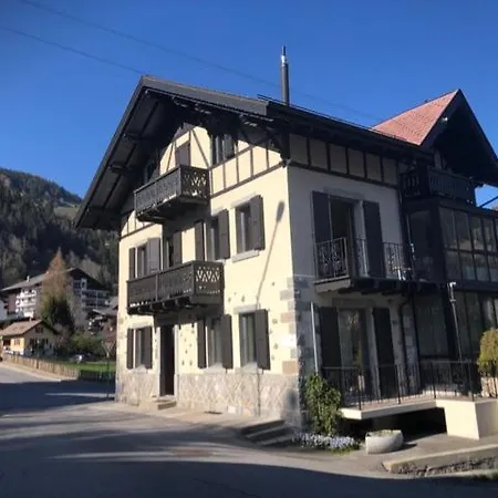 L'eglantine * Champéry